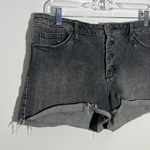 Universal Thread High Rise Shortie Faded Black Button Fly Jean Denim Shorts - Picture 2 of 7